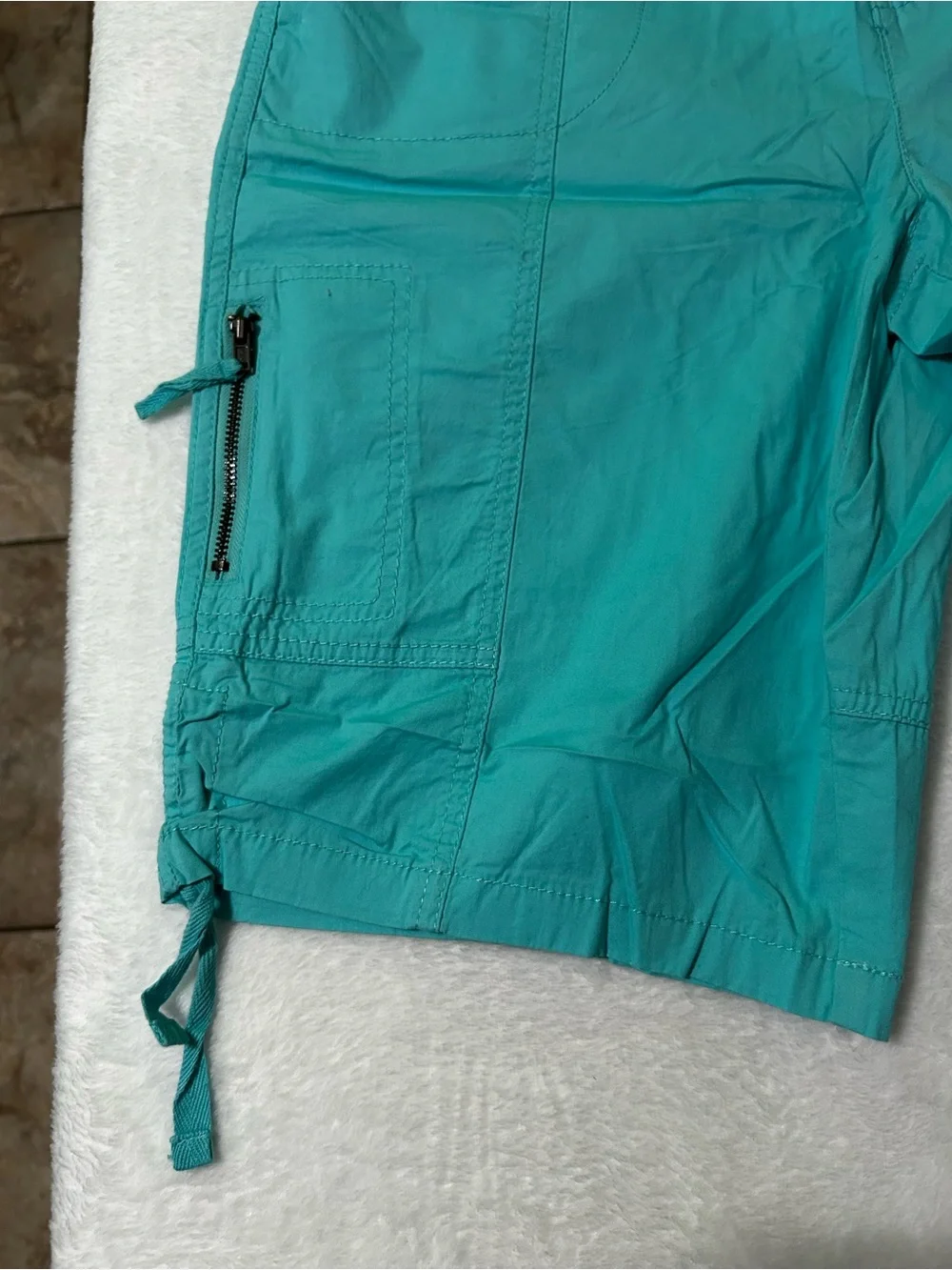 Women’s Teal Cargo Shorts - Casual Utility Style